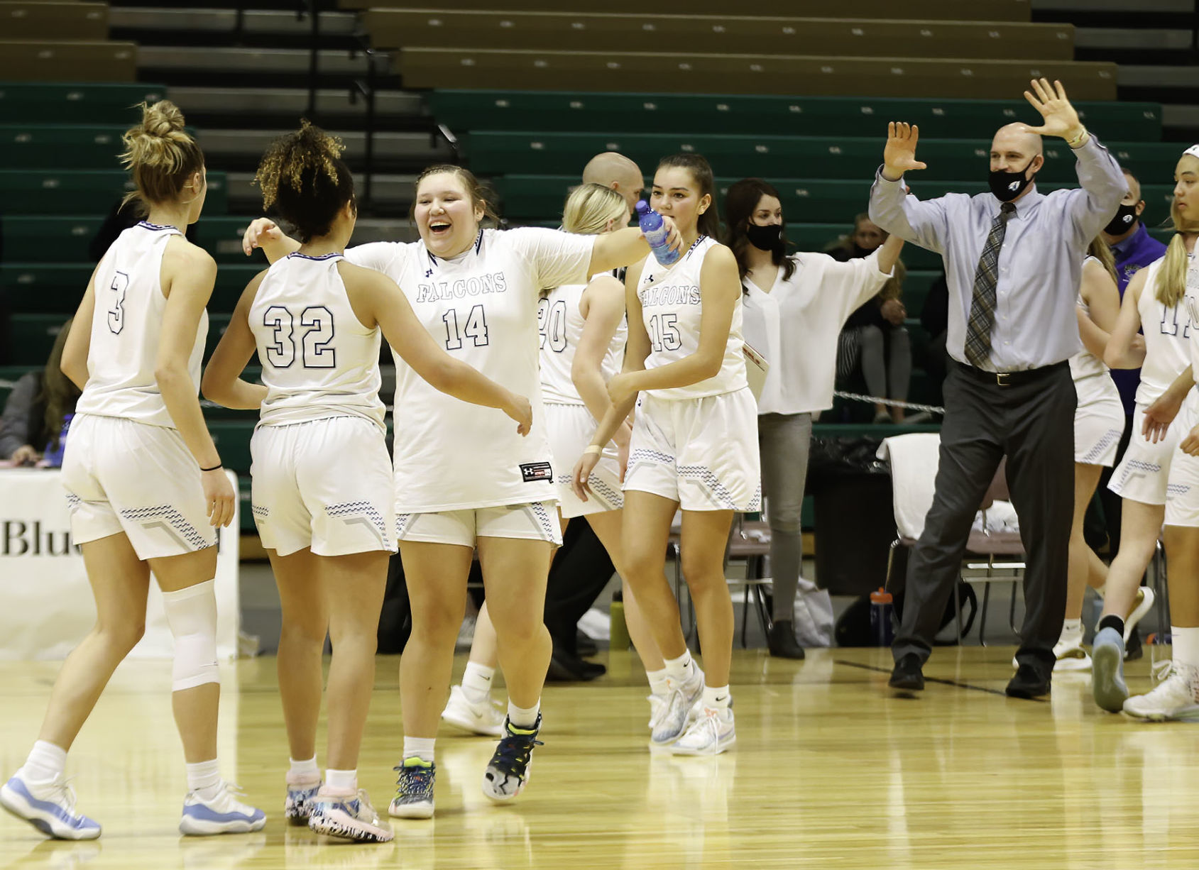 031221-ir-spt-girls-basketball-Skyview-7.jpg